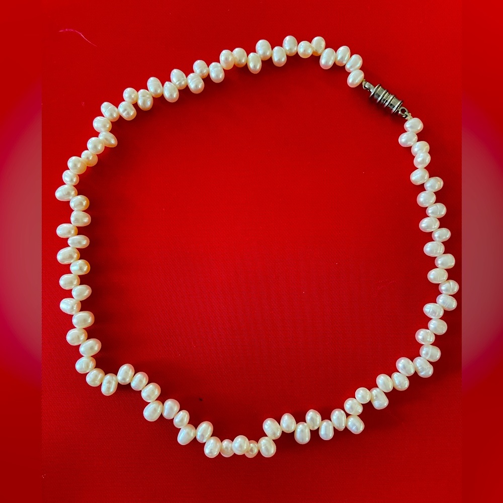 Freshwater pearl choker